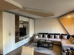 Apartament 4 camere, decomandat, parter, 87.45 mp, zona 1 Mai  - imagine 2