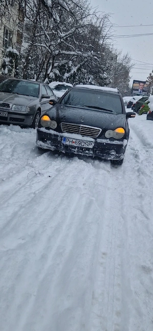 Mercedes Vand - imagine 2