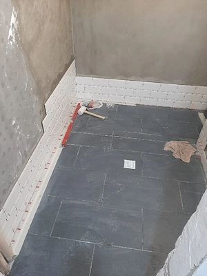 Echipă de profesioniști cu peste 20 de ani de experiență în construcții, oferim serviciile noastre î - imagine 4