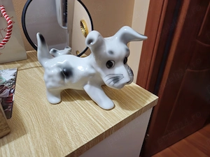 Bibelou caine porțelan 