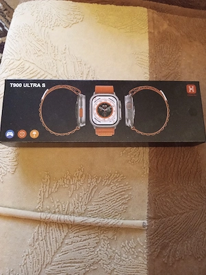 Vând smartwatch nou cu slot pt cartelă!