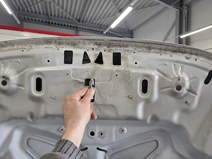 capota motor dacia sandero stepway - imagine 3