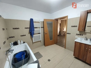 Casa deosebita in Sacalaz - vatra satului la 15 minute de Timisoara - imagine 7