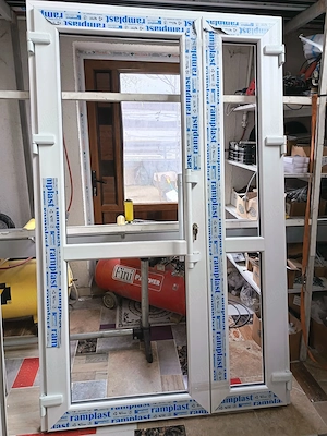 Termopane Pvc  Usi si Ferestre la comanda