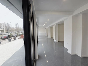 Spatiu comercial stradal renovat complet TOTUL NOU - imagine 3