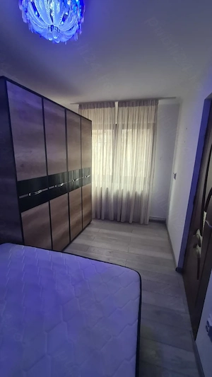 Apartament cu 2 camere recent renovat, complet mobilat și utilat, la prima închiriere + loc parcare