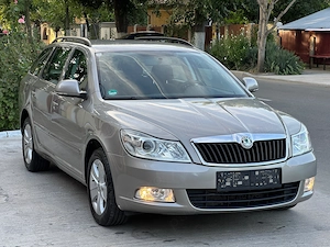 SKODA OCTAVIA 1.2 BENZINĂ  - imagine 2