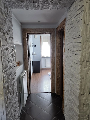 Apartament 3 camere etaj 1 Superfinisat , Mobilat si Utilat + beci  - imagine 10