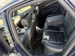 Audi A6 C6 din 2006 - imagine 4