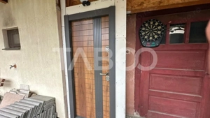 Casa cu acces auto cu 2 apartamente separate garaj  Piata Cluj Sibiu - imagine 10