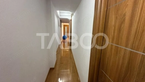 Casa cu acces auto cu 2 apartamente separate garaj  Piata Cluj Sibiu - imagine 9