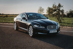 Jaguar XF Luxury 