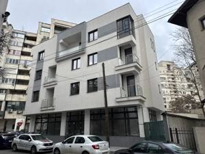 Bloc Piata Unirii - Pretabil rezidential, Airbnb, Hotel, Clinica medicala! NOU - imagine 3