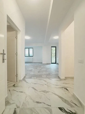 Bloc Piata Unirii - Pretabil rezidential, Airbnb, Hotel, Clinica medicala! NOU - imagine 8
