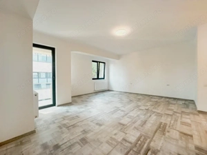 Bloc Piata Unirii - Pretabil rezidential, Airbnb, Hotel, Clinica medicala! NOU - imagine 11