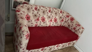 Vând canapea bună nefolosită 