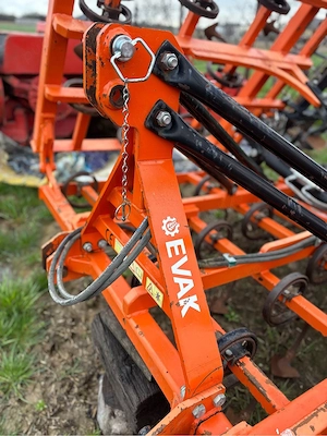 Combinator Evak - imagine 4