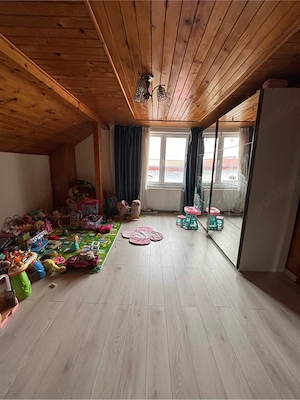 Vand casa din lemn cu teren generos Pasajul domnesti - imagine 6