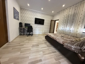 De Vanzare 2 Case In Curte Titulescu/Strada Crinului Teren 550MP - imagine 9