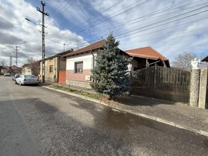 De Vanzare 2 Case In Curte Titulescu/Strada Crinului Teren 550MP - imagine 3