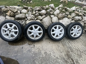 Vand 4 jante 4x100 de pe un  VwPolo 200 lei 