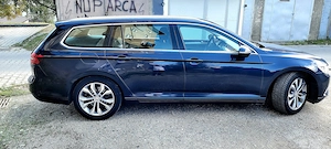 Vănd sau Schimb Passat B8 1,6 bluemotion tdi 120cp 2016 -265.000 km Stare deosebită Interior și ext - imagine 3