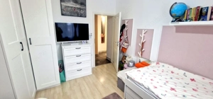Apartament cu 3 camere de vanzare in Selimbar - imagine 5