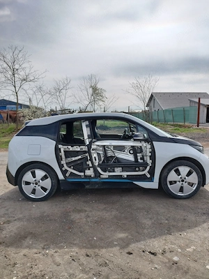 vand bmw i3 electric  - imagine 5