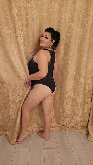 matura cu forme te aștept cu drag ptr clipe frumoase....sigur vei dori sa repeți  - imagine 2