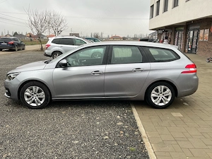 Peugeot 308 an 2020,cutie automata EAT8 diesel - imagine 5