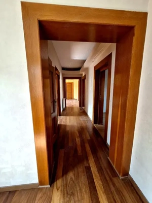 Casa cu 6 camere 5 bai si 960 mp teren de vanzare in zona centrala Sibiu - imagine 7