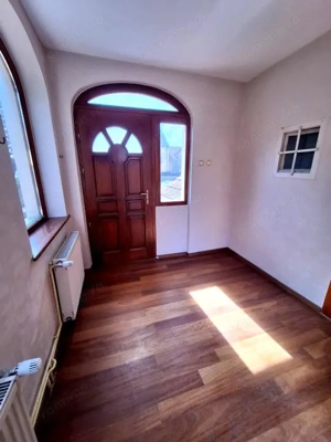 Casa cu 6 camere 5 bai si 960 mp teren de vanzare in zona centrala Sibiu - imagine 6