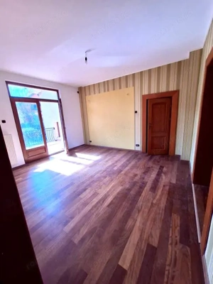 Casa cu 6 camere 5 bai si 960 mp teren de vanzare in zona centrala Sibiu - imagine 8