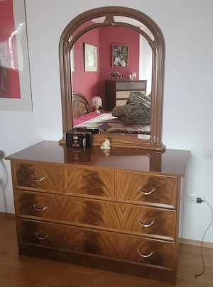 Vand mobila dormitor