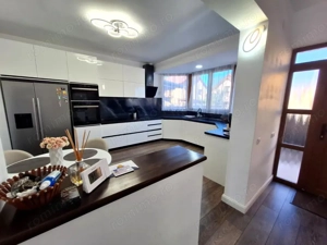 Casa individuala cu 4 camere si 260 mp teren de vanzare in Tineretului - imagine 7