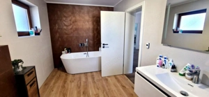 Casa individuala cu 4 camere si 260 mp teren de vanzare in Tineretului - imagine 16