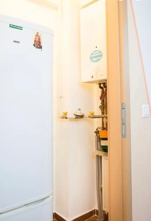 Închiriez apartament cu o cameră strada Martirilor nr. 80, etaj 1 - imagine 8