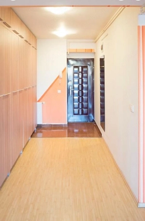 Închiriez apartament cu o cameră strada Martirilor nr. 80, etaj 1 - imagine 2