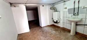Casa cu 6 camere 5 bai si 960 mp teren de vanzare in zona centrala Sibiu - imagine 19