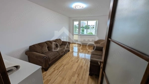  Apartament de închiriat – 3 camere decomandat