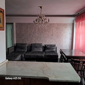 Apartament 4 camere zona Lacul Tei