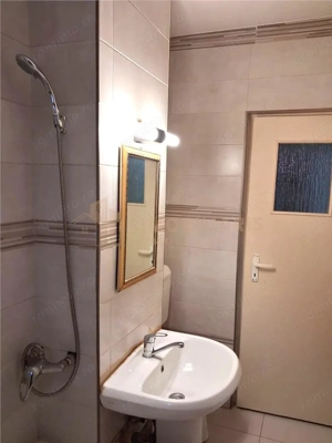 Apartament 2 camere, zona Center - imagine 5