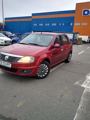 vând Dacia Logan motor de 1 4 benzina gpl acte valabile an 2010 - imagine 4