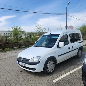 Vand opel Combo 1.7 TDI din 2010 - imagine 4