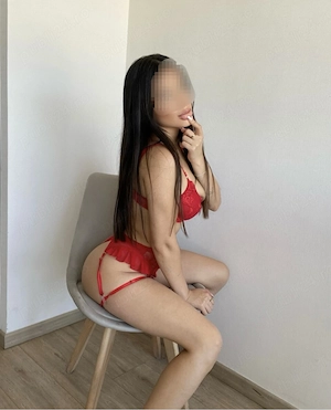 bunaaa sunt Vanessa, poze reale te aștept cu nerăbdare 