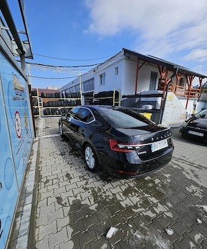 Skoda Superb 2.0 150cp - imagine 6