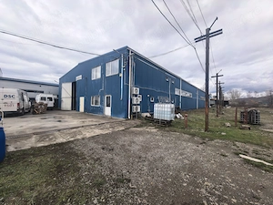 De inchiriat hala Campina 