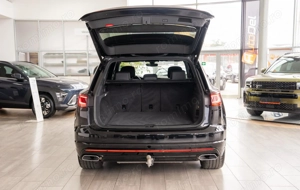 Volkswagen Touareg  - imagine 6