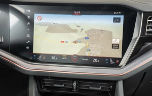 Volkswagen Touareg  - imagine 11