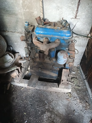 Motor tractor U445 - imagine 2